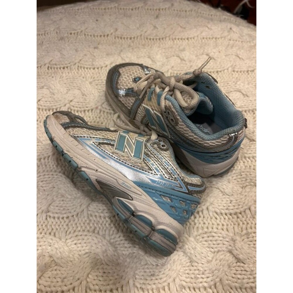 New Balance Size 11 Girls 1906 Athletic Tennis Shoes